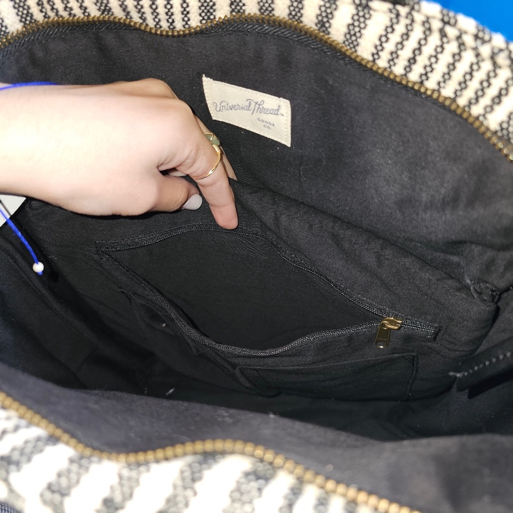 Universal Thread - 14.5" Soft Utility Square Back… - image 8